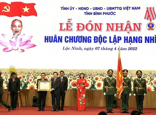 Huyện Lộc Ninh, tỉnh Bình Phước kỷ niệm 50 năm Ngày giải phóng và đón nhận Huân chương Độc lập hạng Nhì
